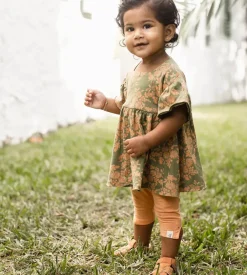 Burt's Bees Baby Burt's Bees Organic Baby Vibrant Garden Top and Pants Set Hot