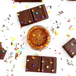 EGKD Earth Grown KidDough: 4oz Cup - Sprinkle Brownie Clearance