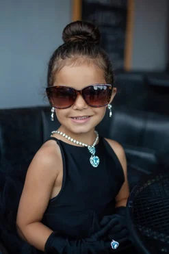 Creative Education of Canada Inc Great Pretenders Boxed Jewels Set: The Marilyn Blue/Silver New