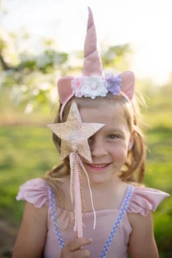 Creative Education of Canada Inc Great Pretenders Sparkle Star Wand Outlet