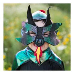 Creative Education of Canada Inc Great Pretenders Ultimate Dragon/Knight Cape with Mask Clearance