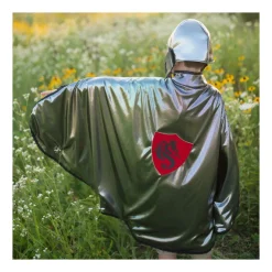 Creative Education of Canada Inc Great Pretenders Ultimate Dragon/Knight Cape with Mask Clearance