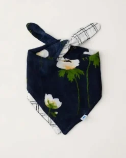 Little Unicorn Deluxe Muslin Reversible Bandana Bib White Anemone Outlet
