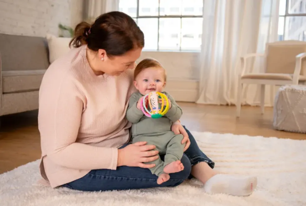 Manhattan Toy ® Whistleball Colorpop Hot