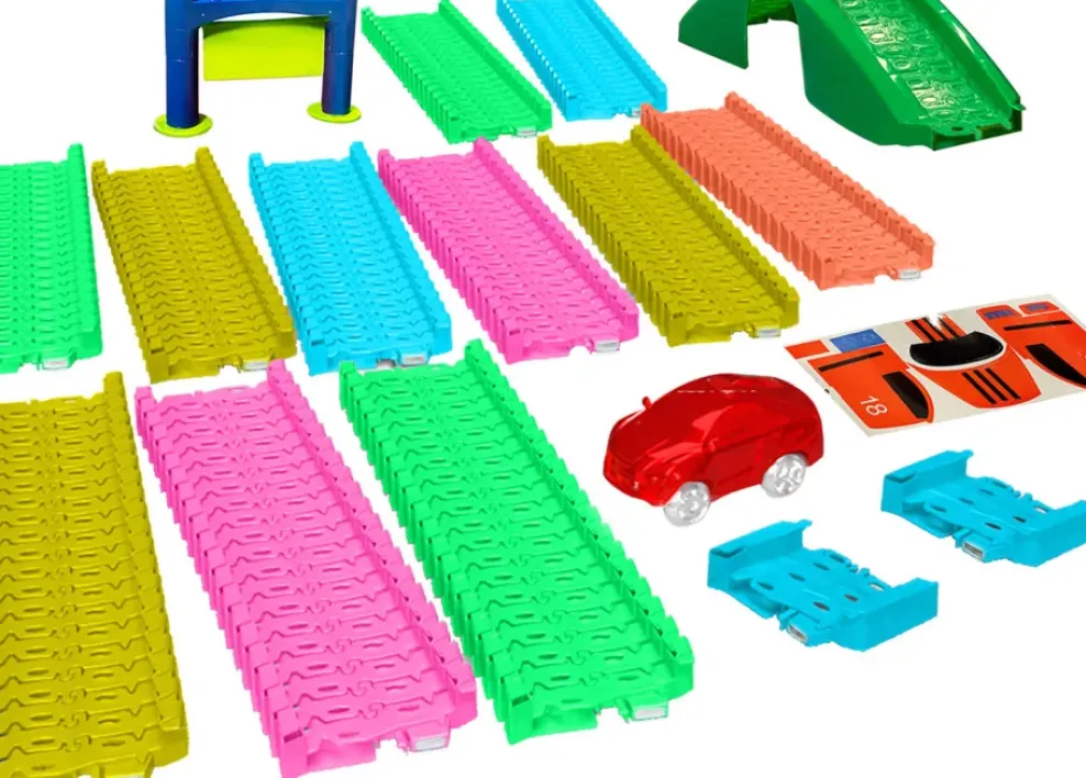 Mindscope Twister Track 3D 11 Feet of Neon Glow In The Dark Track + Car Discount