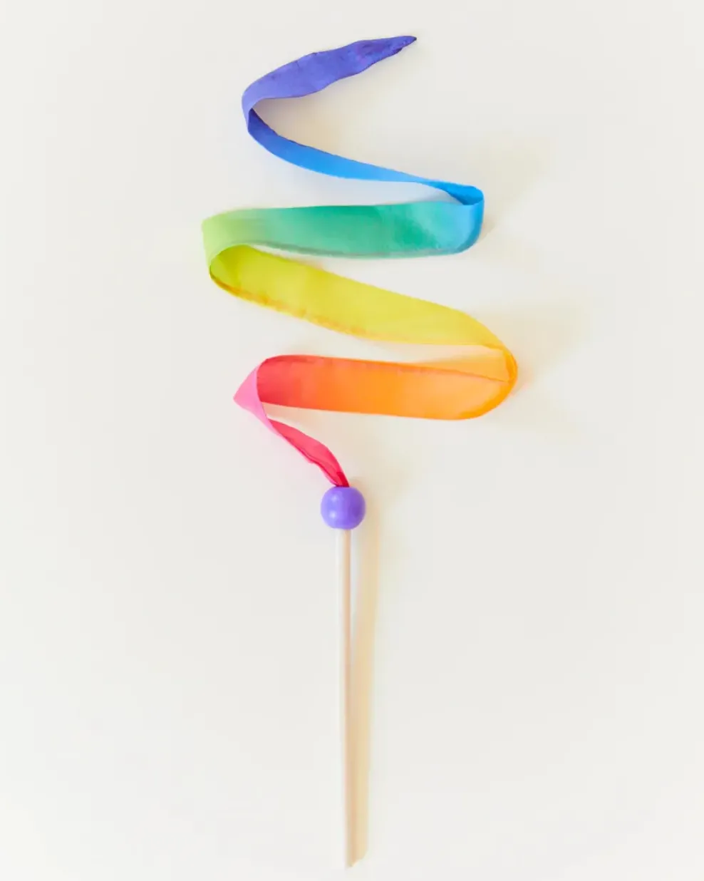 Sarah's Silks : Mini Streamer Wand Rainbow Outlet