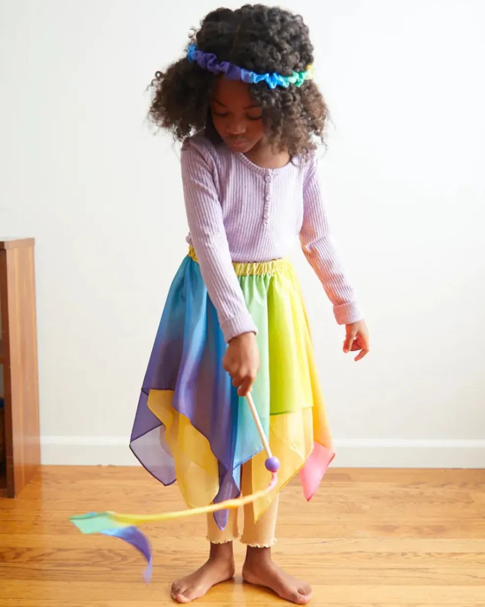 Sarah's Silks : Mini Streamer Wand Rainbow Outlet