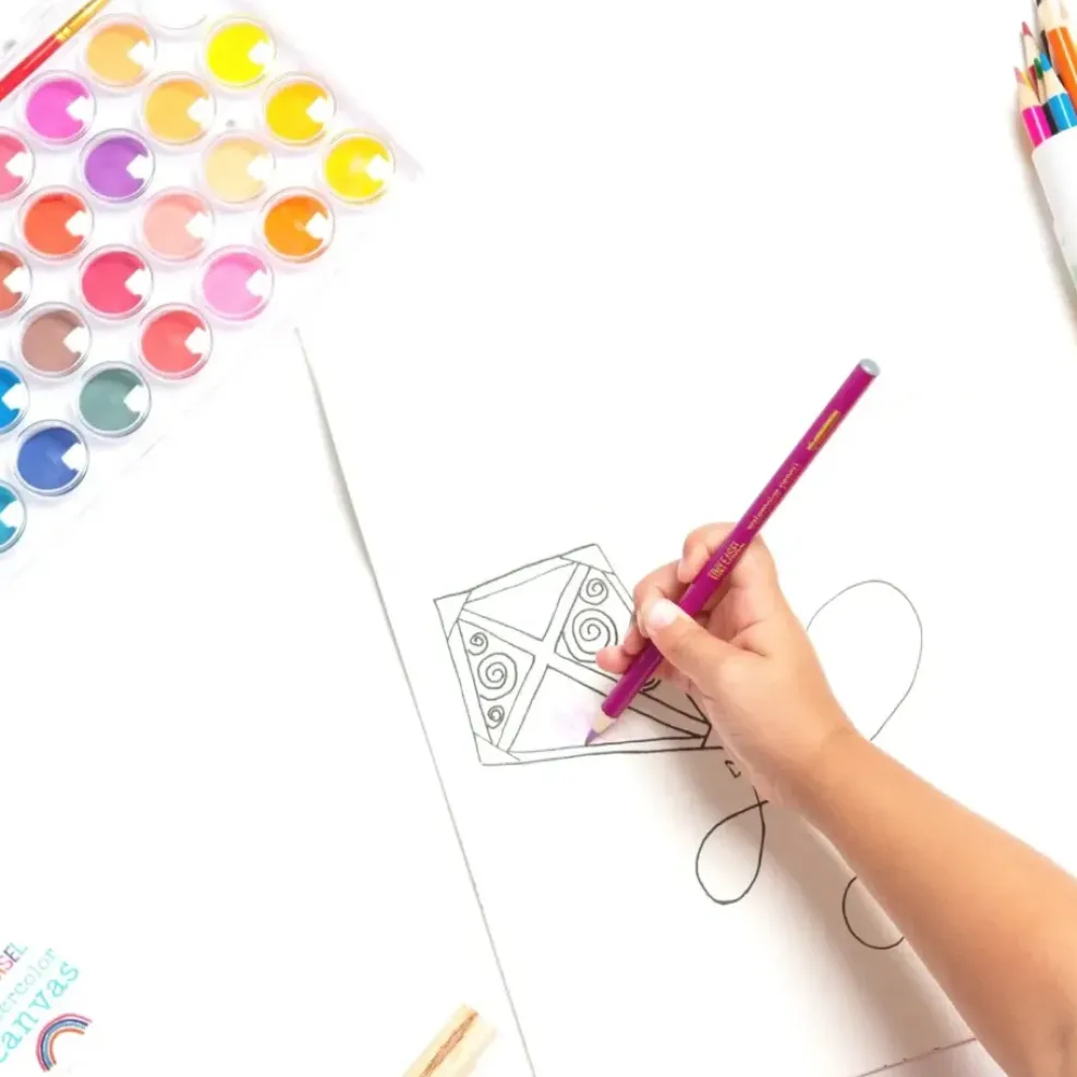 Tiny Easel Painter Essentials New